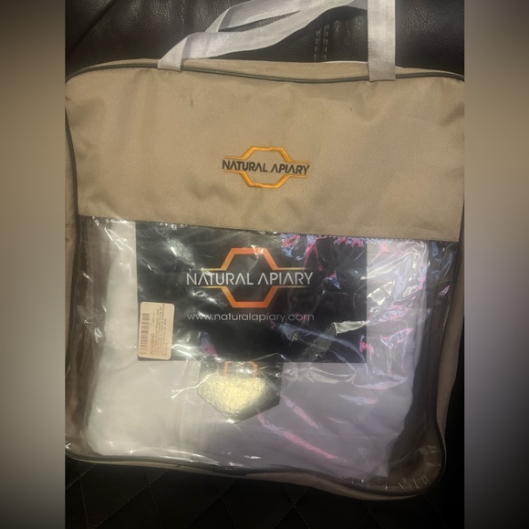 Natural Apiary – Apiarist Beekeeping Suit – Polycotton – Fencing Veil - Picture 3 of 4